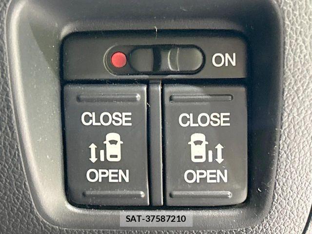Honda N BOX CUSTOM 2013-12 8209109-4