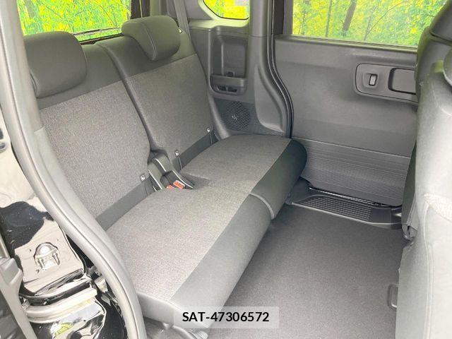 Honda N BOX CUSTOM 2026-06 8209038-8