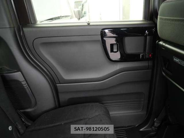 Honda N BOX CUSTOM 2021-08 8209080-11