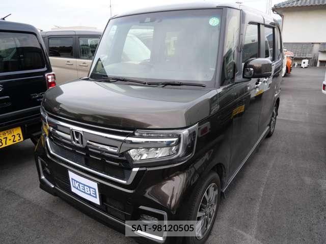 Honda N BOX CUSTOM 2021-08 8209080-1