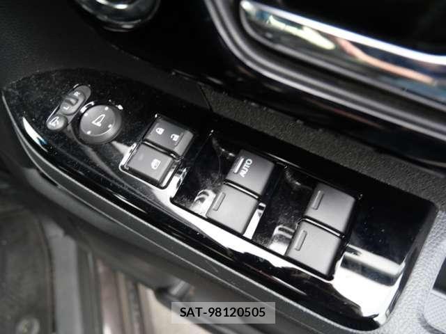Honda N BOX CUSTOM 2021-08 8209080-24