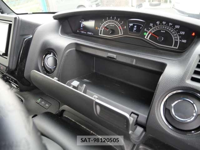 Honda N BOX CUSTOM 2021-08 8209080-26