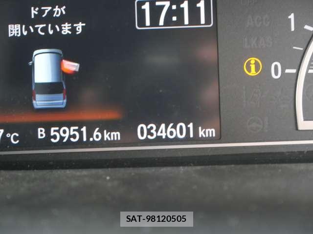 Honda N BOX CUSTOM 2021-08 8209080-27
