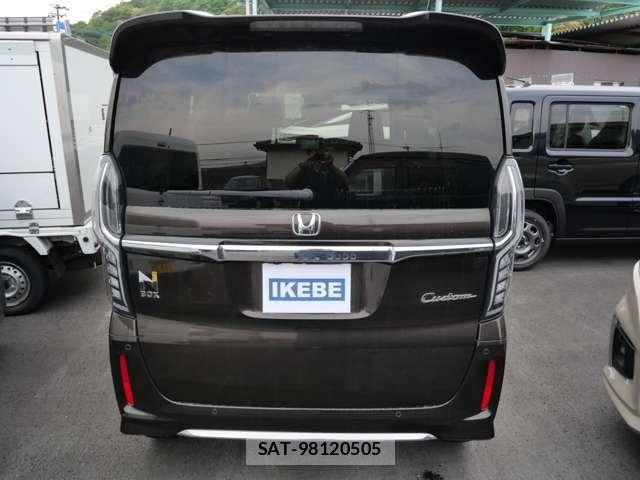 Honda N BOX CUSTOM 2021-08 8209080-5