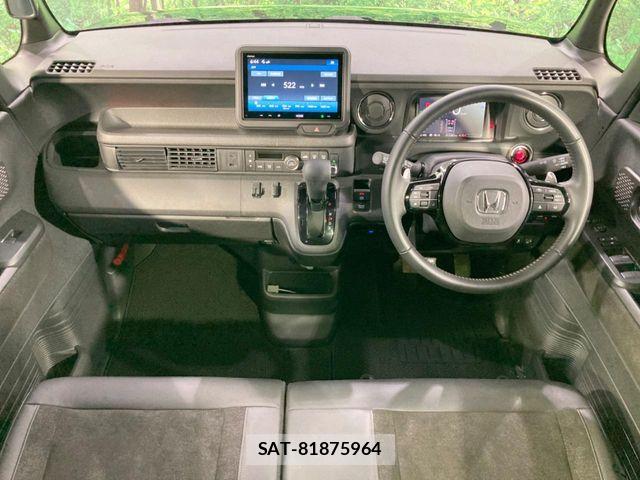 Honda N BOX CUSTOM 2024-07 8209020-1