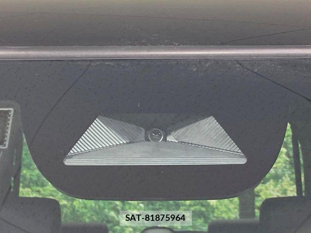 Honda N BOX CUSTOM 2024-07 8209020-4