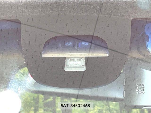 Honda N BOX CUSTOM 2017-04 8209113-5