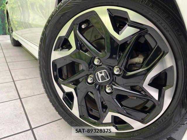 Honda N BOX CUSTOM 2019-09 8209051-12