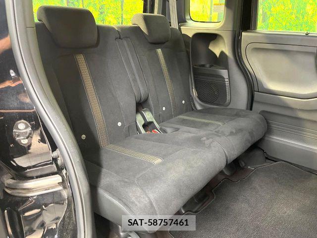 Honda N BOX CUSTOM 2020-05 8209068-8