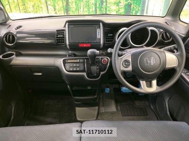 Honda N BOX CUSTOM 2015-02 8209111-1