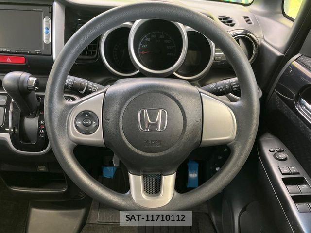 Honda N BOX CUSTOM 2015-02 8209111-5