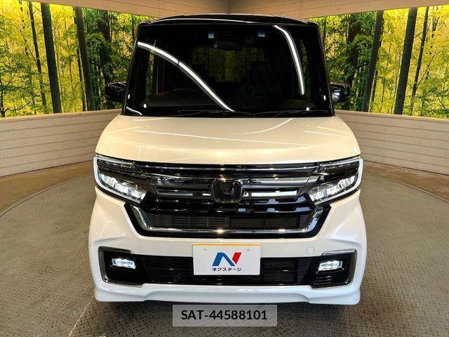 Honda N BOX CUSTOM 2021-08 8209070-13