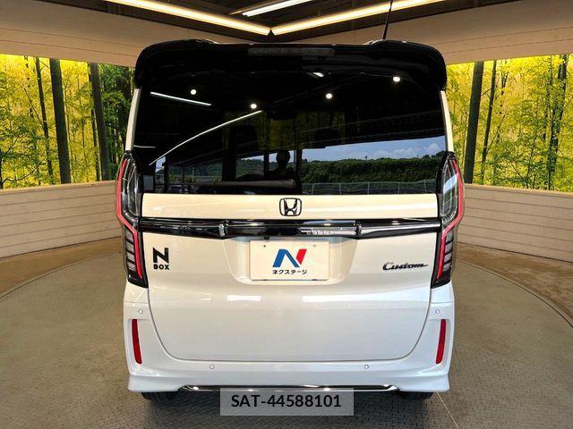 Honda N BOX CUSTOM 2021-08 8209070-14