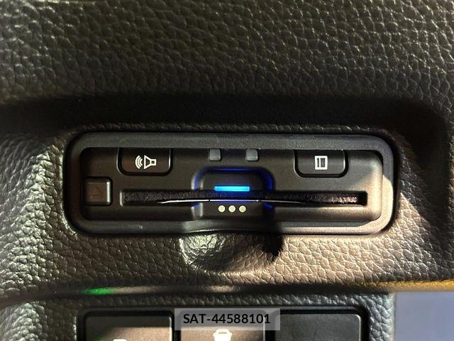 Honda N BOX CUSTOM 2021-08 8209070-6