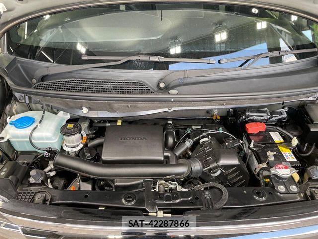 Honda N BOX CUSTOM 2021-05 8209052-17