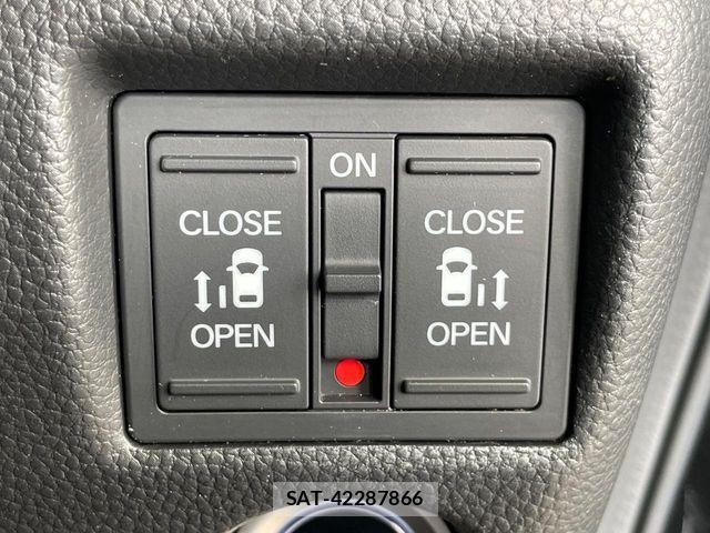 Honda N BOX CUSTOM 2021-05 8209052-4