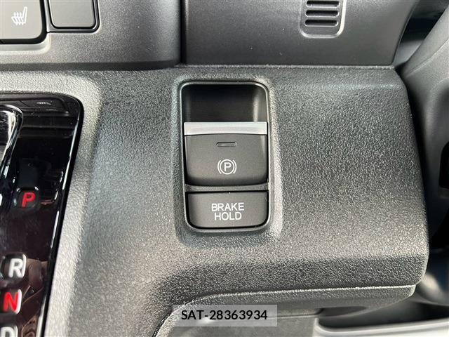 Honda N BOX CUSTOM 2026-04 8209015-15