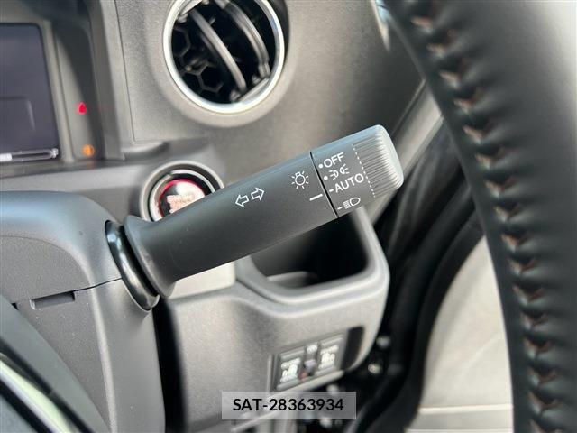 Honda N BOX CUSTOM 2026-04 8209015-22