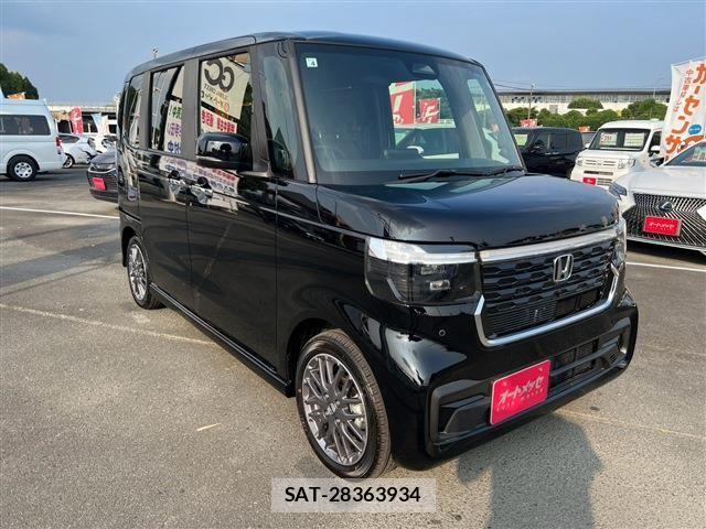 Honda N BOX CUSTOM 2026-04 8209015-3