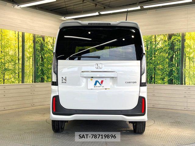 Honda N BOX CUSTOM 2024-05 8209026-14