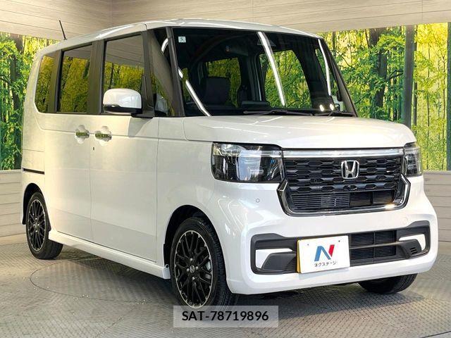 Honda N BOX CUSTOM 2024-05 8209026-15