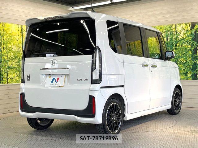 Honda N BOX CUSTOM 2024-05 8209026-16