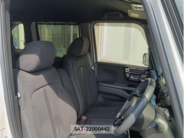Honda N BOX CUSTOM 2022-07 8209073-1