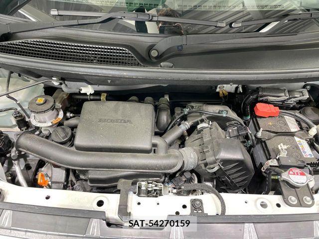 Honda N BOX CUSTOM 2024-03 8209023-17