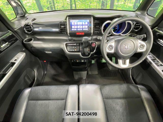 Honda N BOX CUSTOM 2016-01 8209094-1