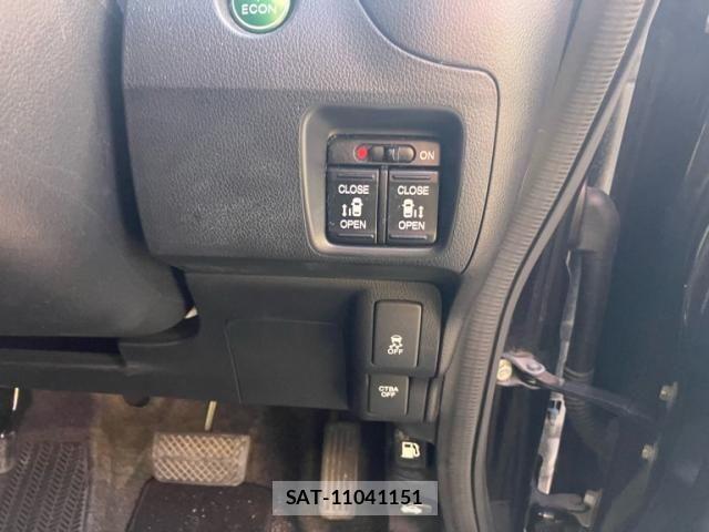 Honda N BOX CUSTOM 2015-01 8209121-9