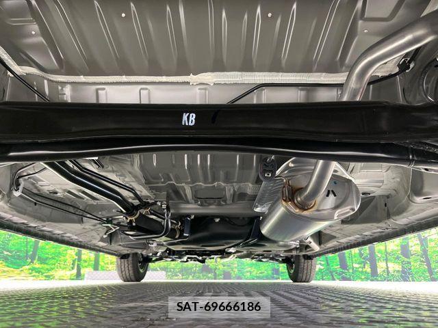 Honda N BOX CUSTOM 2026-07 8209036-18