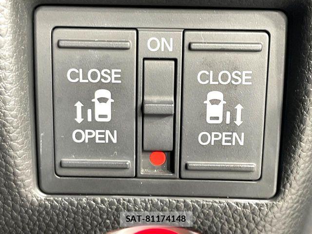 Honda N BOX CUSTOM 2017-09 8209107-4