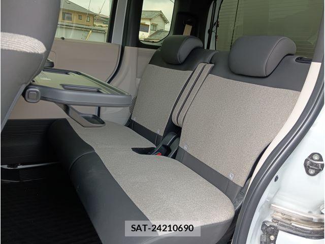 Honda N BOX CUSTOM 2024-07 8209053-23