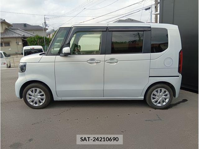 Honda N BOX CUSTOM 2024-07 8209053-7