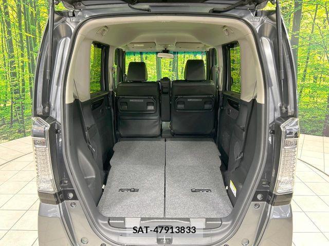 Honda N BOX CUSTOM 2016-03 8209097-9