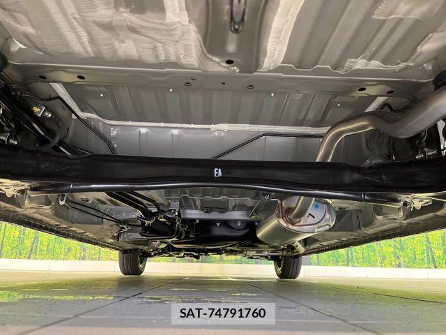 Honda N BOX CUSTOM 2026-07 8209012-19