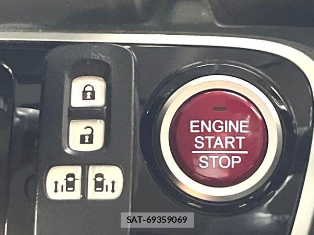 Honda N BOX CUSTOM 2017-03 8209089-18