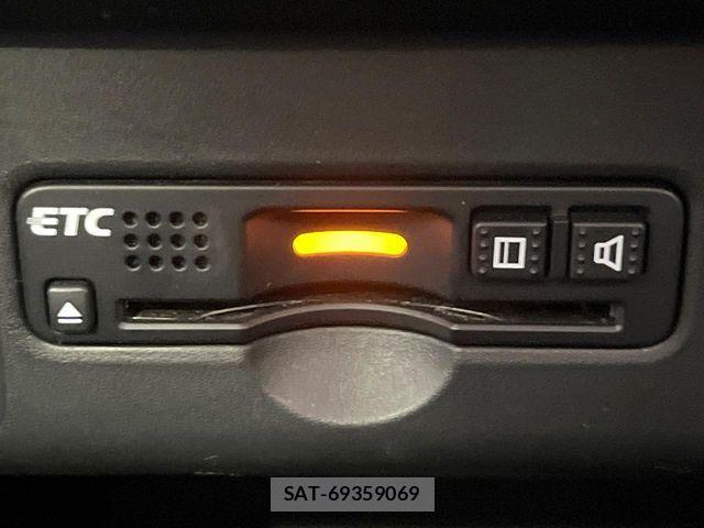 Honda N BOX CUSTOM 2017-03 8209089-4