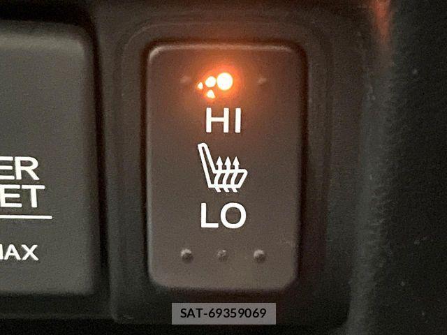 Honda N BOX CUSTOM 2017-03 8209089-5