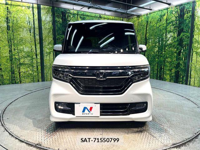 Honda N BOX CUSTOM 2018-05 8209054-13