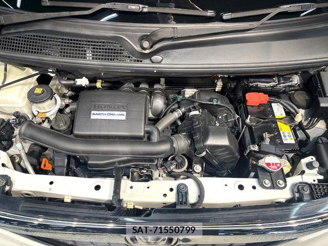 Honda N BOX CUSTOM 2018-05 8209054-17