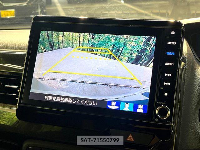 Honda N BOX CUSTOM 2018-05 8209054-4