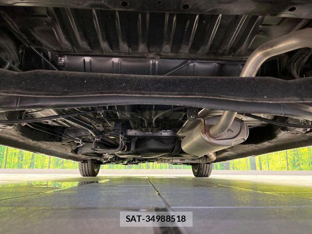 Honda N BOX CUSTOM 2018-10 8209072-18