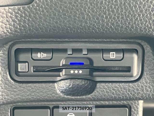 Honda N BOX CUSTOM 2021-08 8209087-23