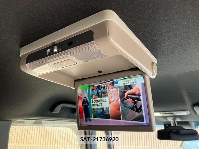 Honda N BOX CUSTOM 2021-08 8209087-27