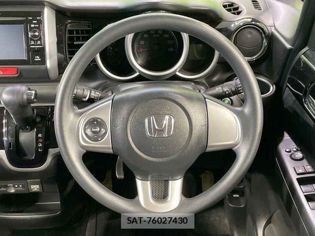 Honda N BOX CUSTOM 2016-04 8209100-10