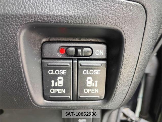 Honda N BOX CUSTOM 2016-04 8209114-12