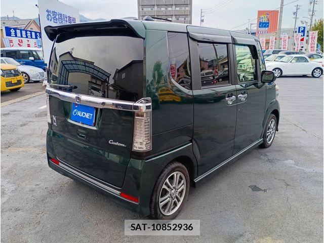 Honda N BOX CUSTOM 2016-04 8209114-1