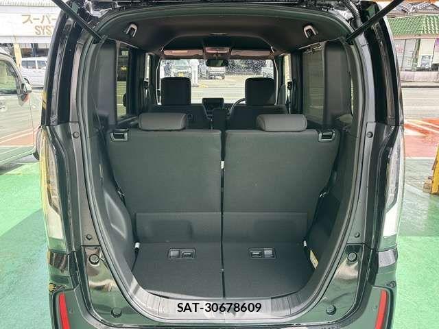 Honda N BOX CUSTOM 2026-03 8209037-10