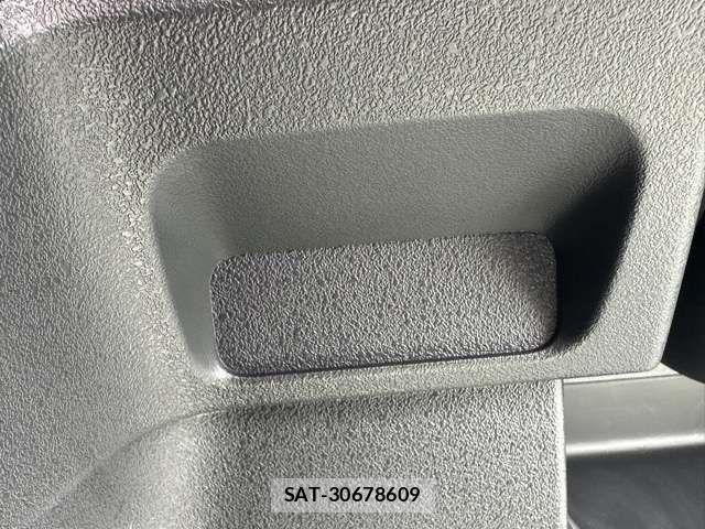 Honda N BOX CUSTOM 2026-03 8209037-17